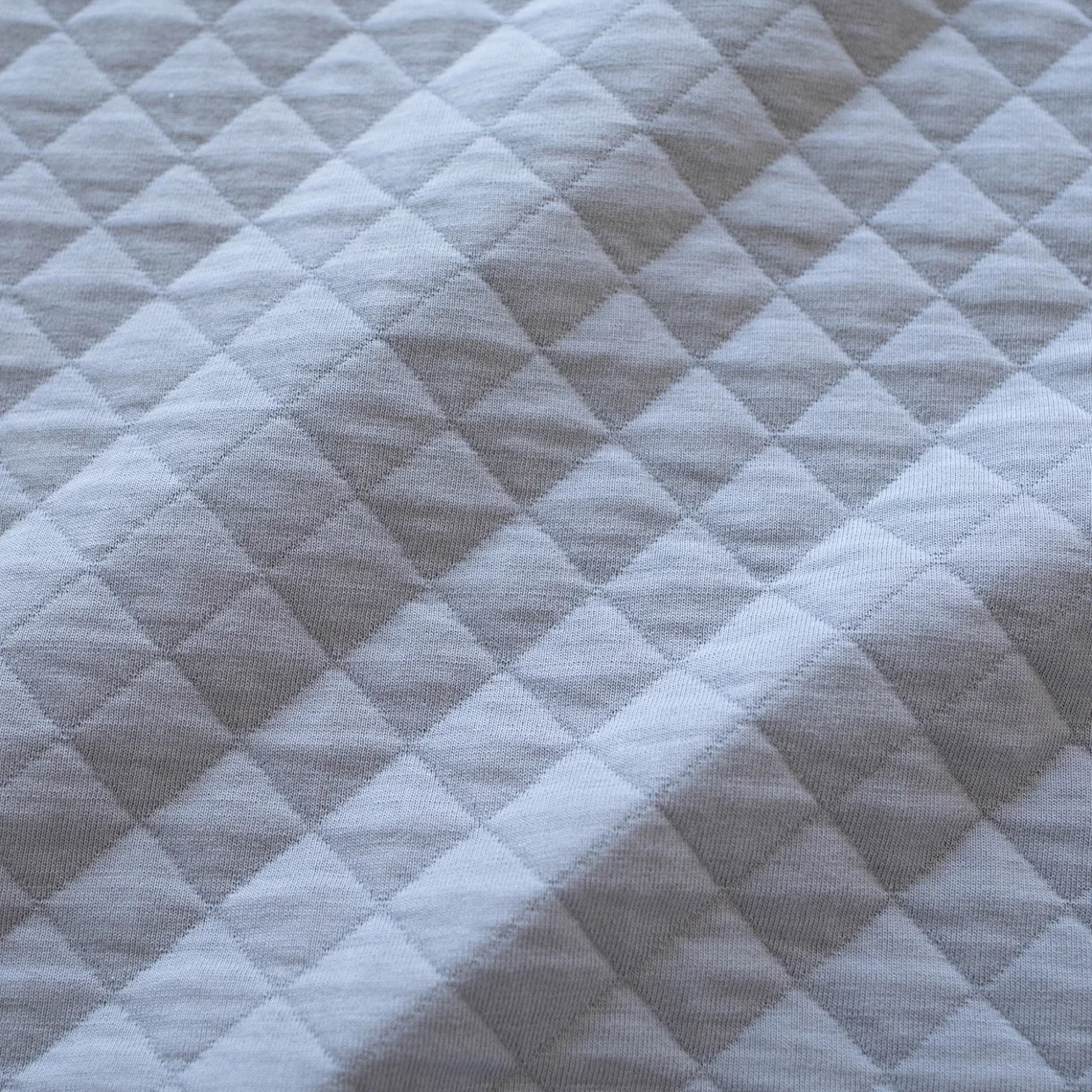 Bemini Bavoir waterproof 37cm Pady quilted jersey - Stone – Image 4
