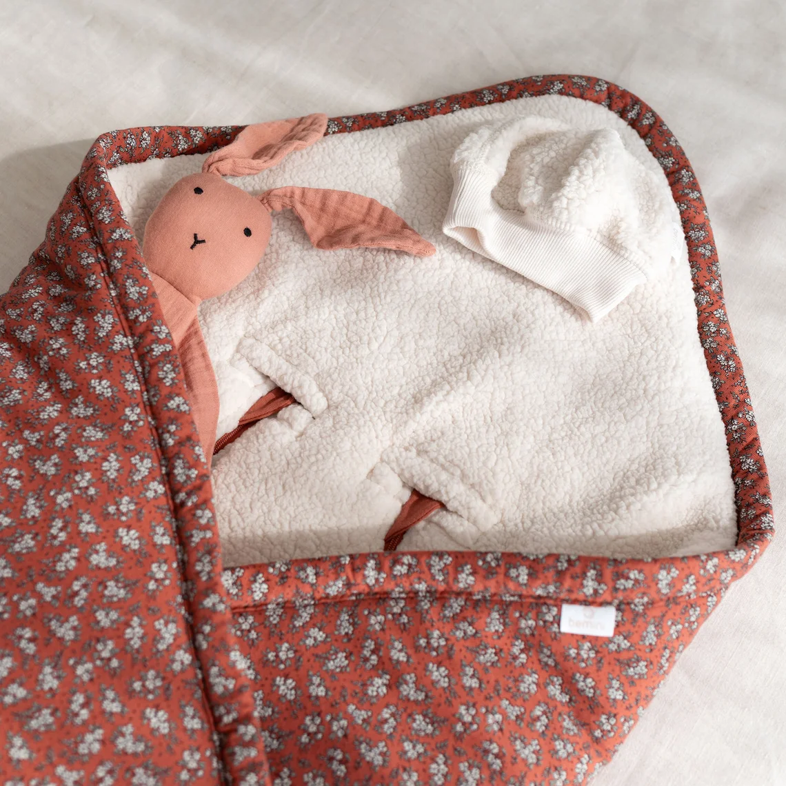 Bemini Nid dange bebe poussette et siege auto 0-12m Teddy bien chaud - Heidi Carmin – Image 4