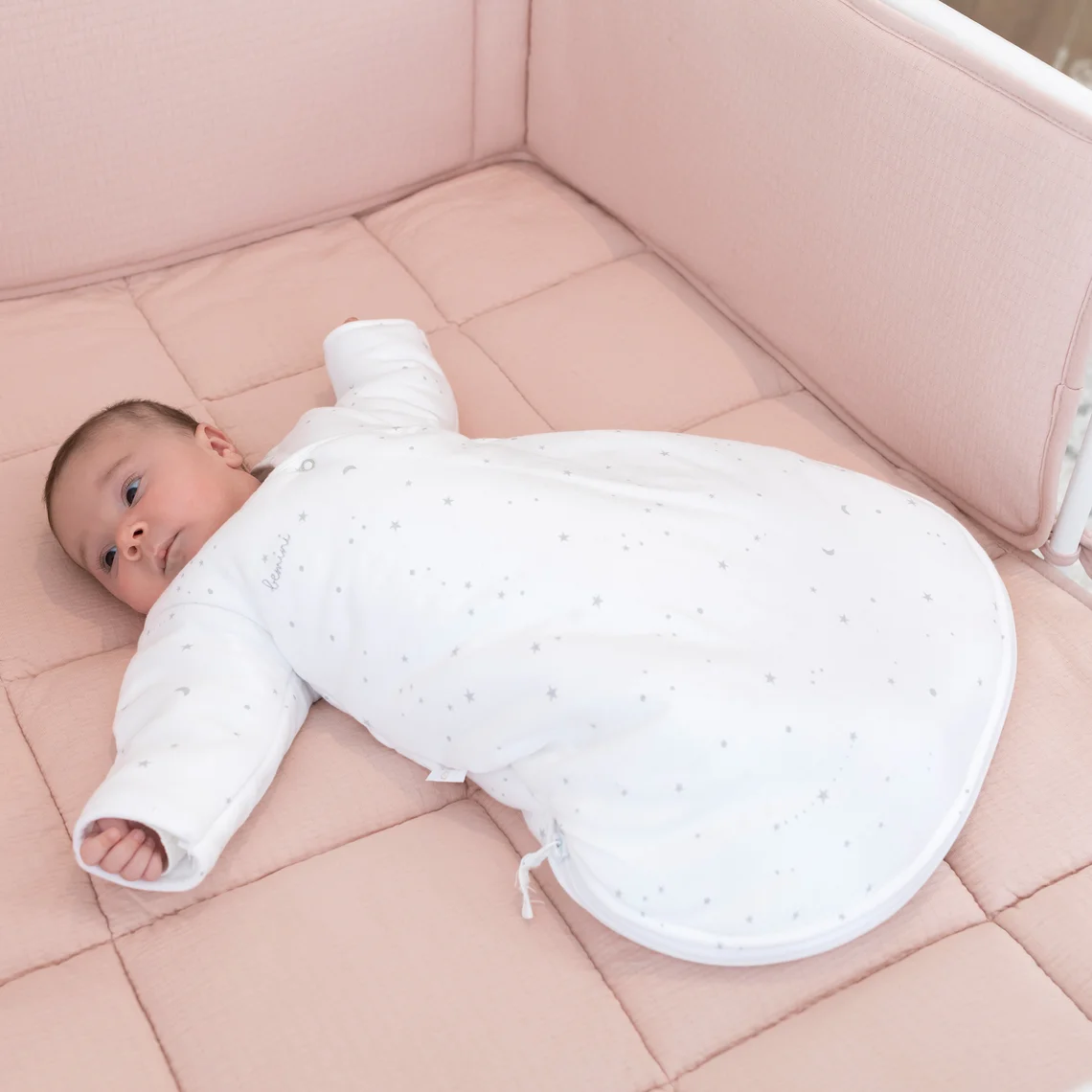 Bemini Gigoteuse avec moufles 0-1m hiver TOG 3 Cocon bien chaud Stars ecru – Image 4