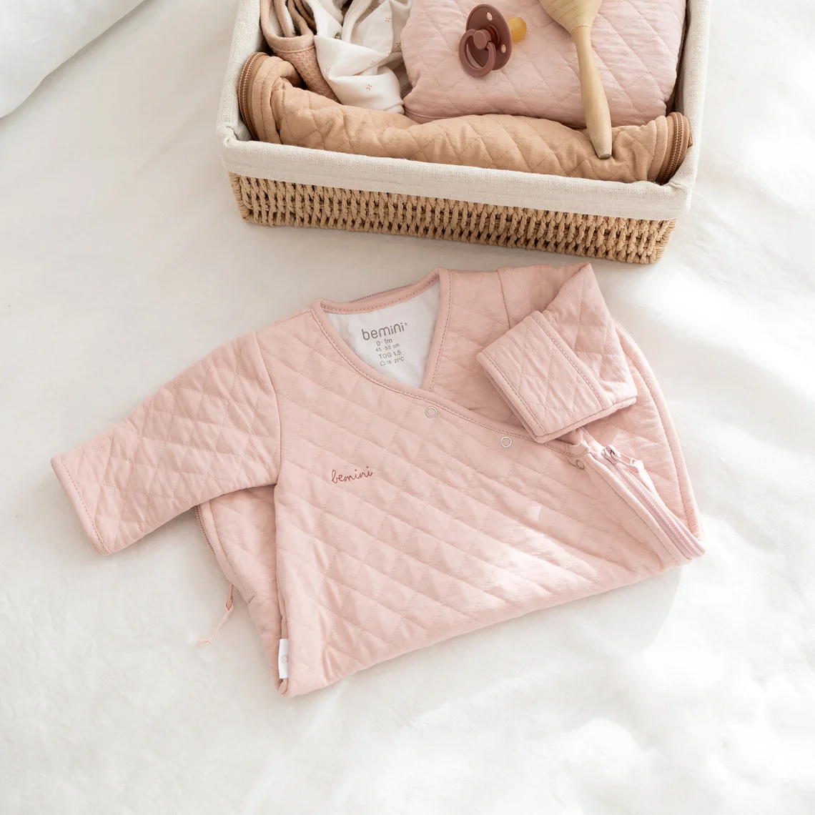 Gigoteuse avec moufles 0-1m été TOG 1.5 Matelassé confort Blush – Image 3